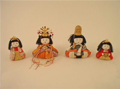 KalamazooMuseum's tweet photo. @GRMuseum @MSUMuseum @msubroad Hello @GRMuseum! Thanks for the #MuseumTelephone.
These festival dolls were given to the City of Kalamazoo by the delegation from Numazu on the occasion of their first visit in 1962.
Calling @thehenryford @MichiganMuseums. One ringy dingy, two ringy dingy https://t.co/I6uZJvHLkm