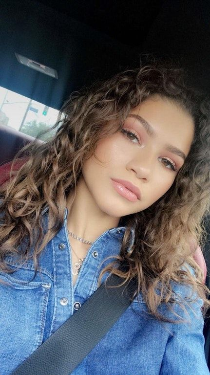 maddie bailey as zendaya a thread  @madisonbailey  @Zendaya