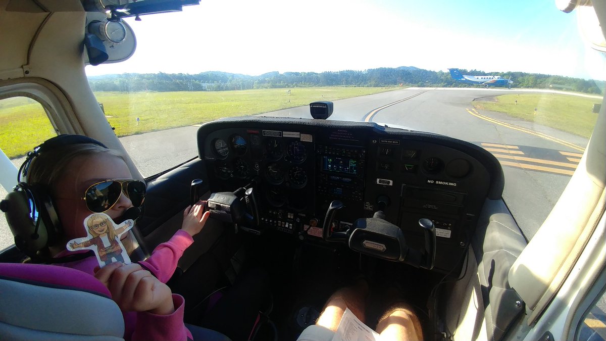 madmotojoe's tweet photo. Morning flight with my youngest Lady. A "Flat Stanley Project" for her last week of online school. Her first time flying, normally sits in the back with sister. #GirlsFly #Cessna172 #avgeek #KRYY https://t.co/MsDCvNwSXY