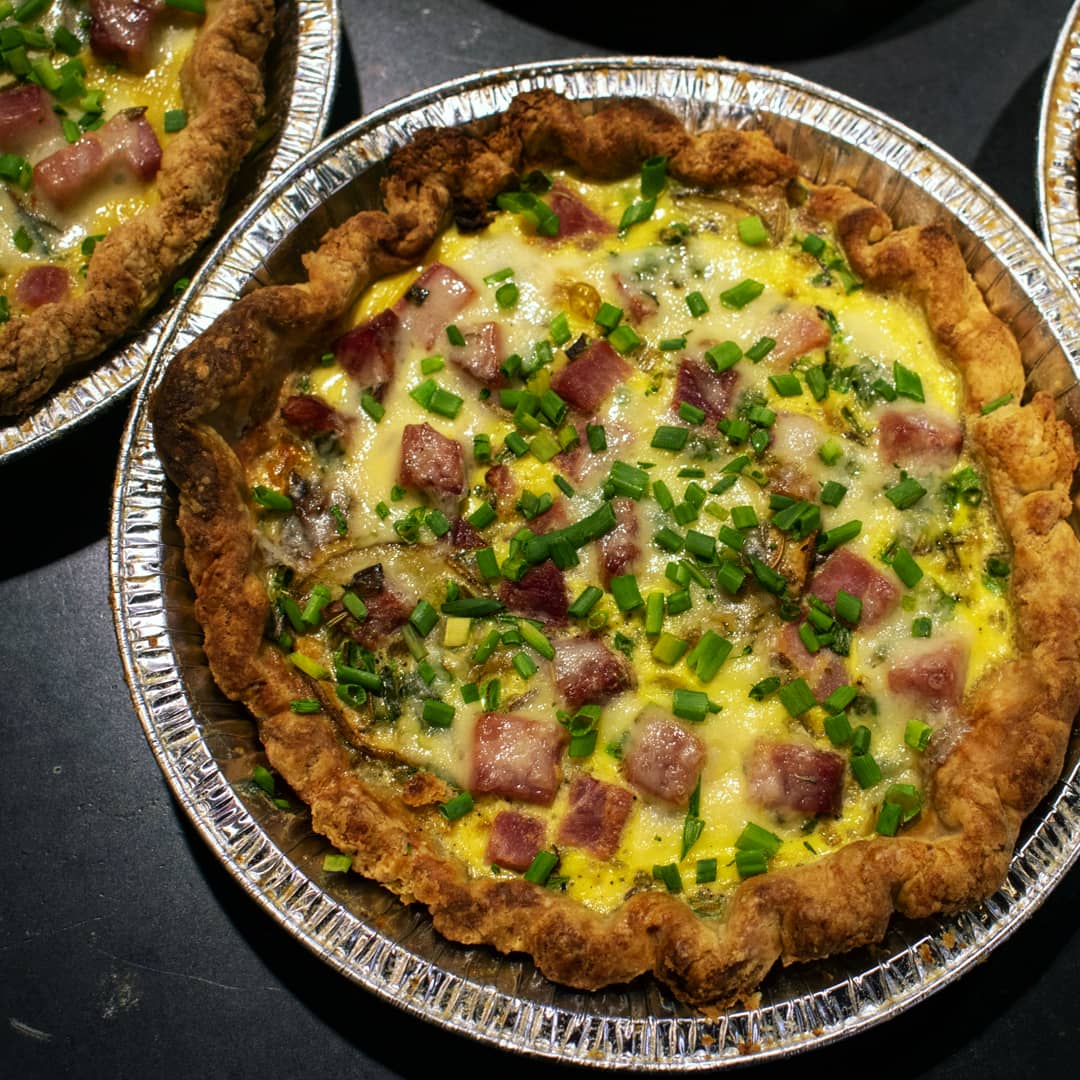 It's your last day to pre-order Mother's Day sticky buns, whole quiches, frittatas and strawberry-rose hand pies. 🥂 Brunch at home, anyone?? ⁣
⁣
Email our pastry chef lpollard@whitelabs.com to place your order today!