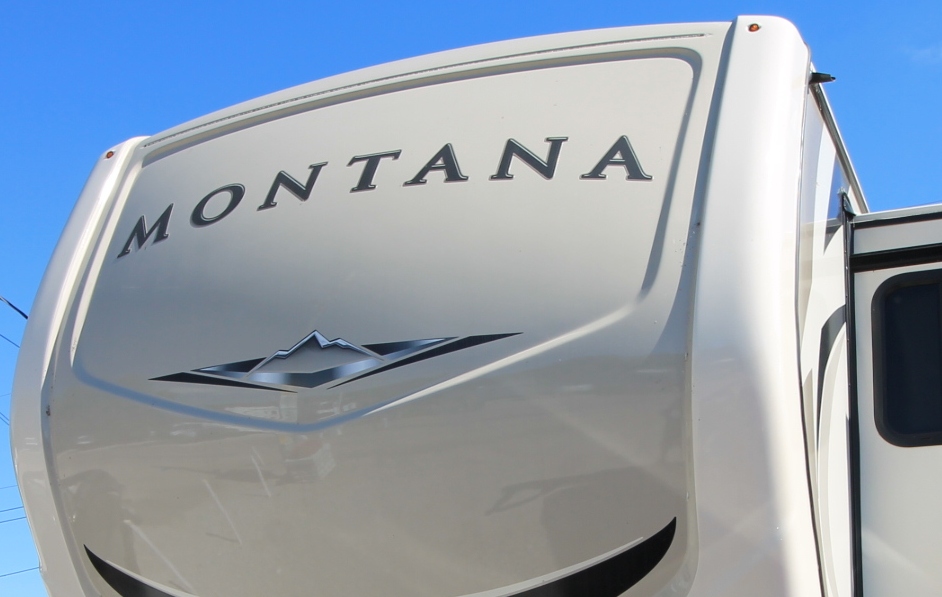 😎 Looking to get off the grid? 😎
Keystone is proud to introduce Super SolarFlex! 🌞🌞🌞
It's a comprehensive, advanced energy management system built from the ground up and designed specifically for Keystone Montana luxury fifth wheels.
For more details: ow.ly/7dg150zyzmD