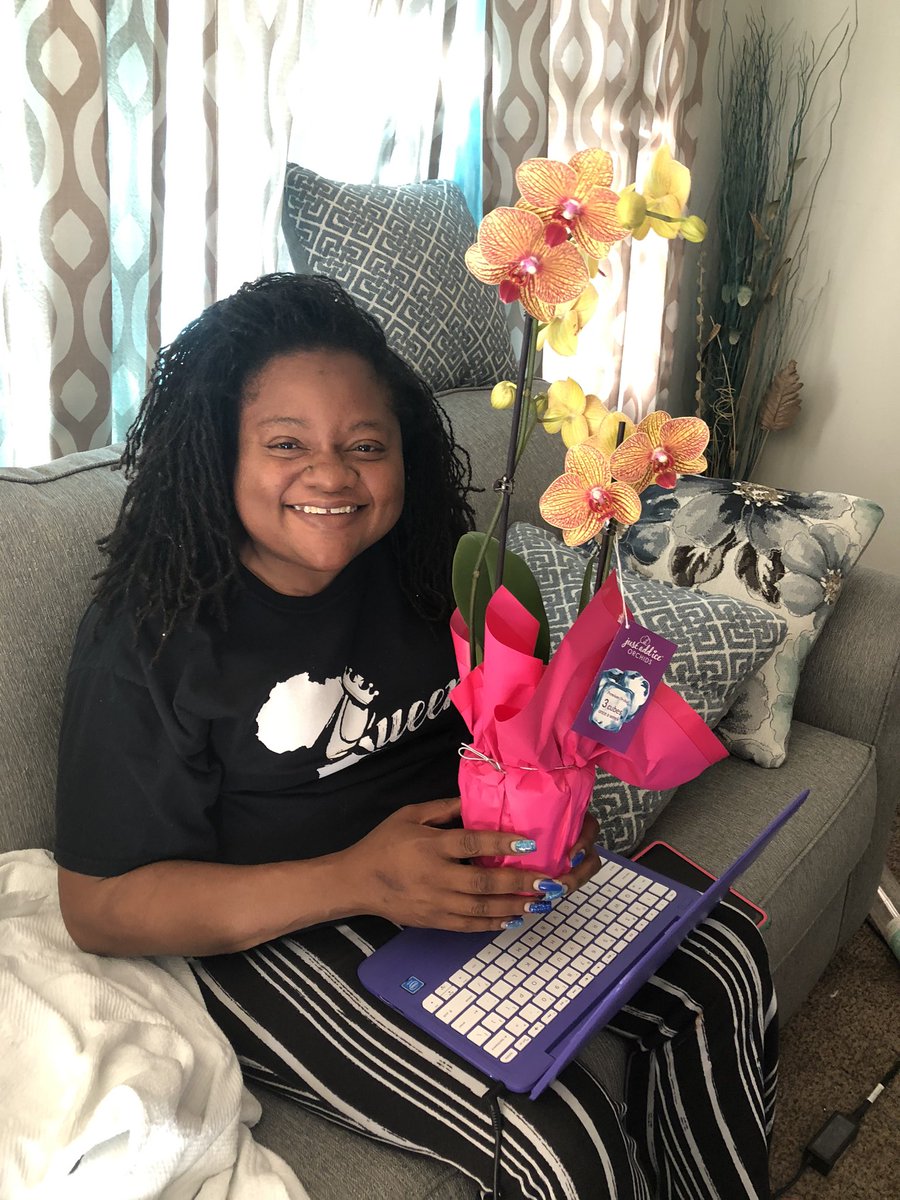 Sonja Parnell tweet media