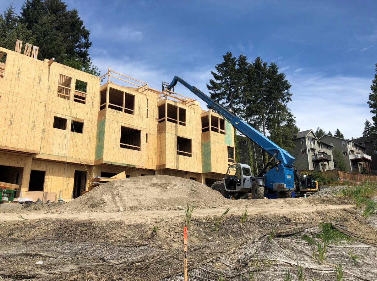 GenieLift's tweet photo. As construction work around the world continues to resume, Genie® GTH™ telehandlers provide all-around utility to answer virtually all your work site needs. Learn more: https://t.co/qHahwY7aQj. #GenieTogether #GenieTelehandler https://t.co/X42HzlvVxU