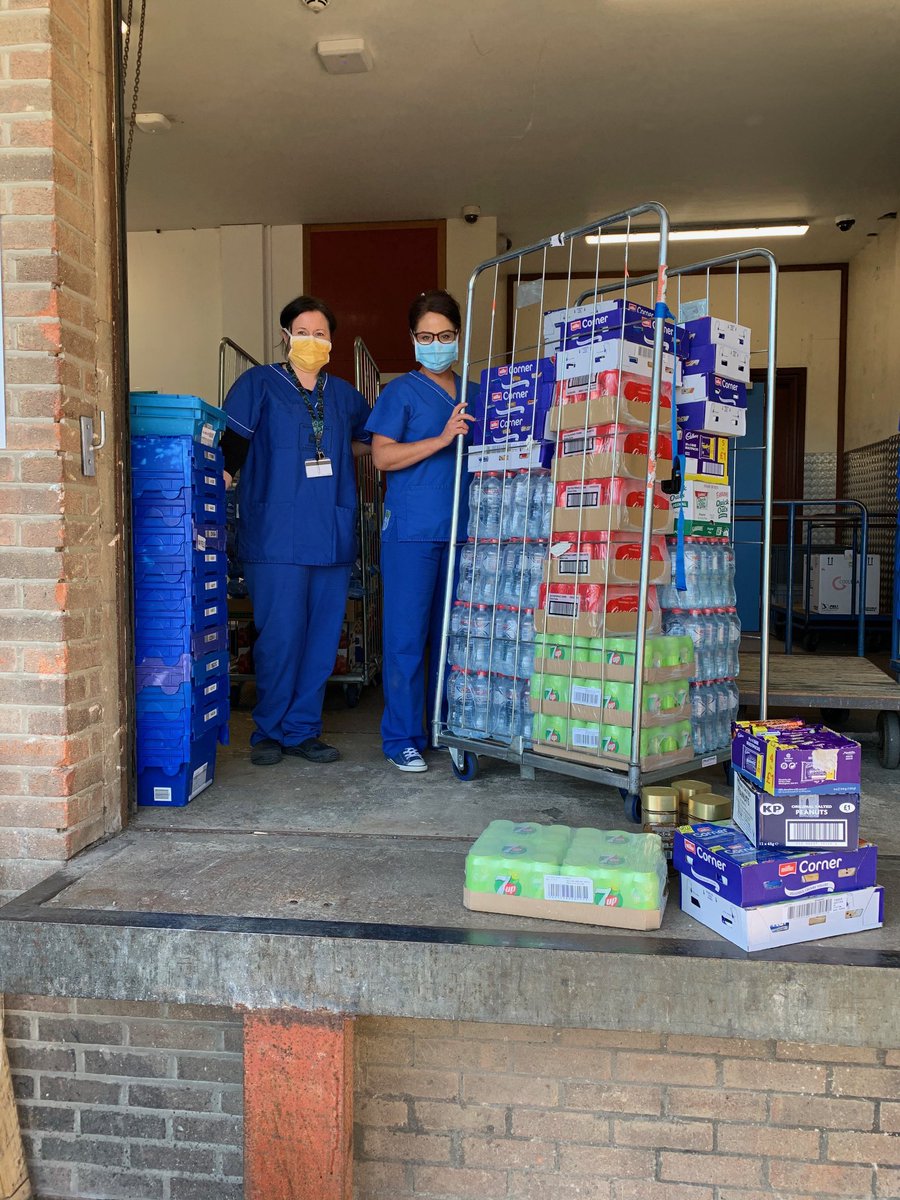 Portadownlol1's tweet photo. Today @Portadownlol1 made a donation of food supplies to staff of the ICU ward in CAH. This is the 3rd time in 5 weeks we have been able to help staff in the ICU ward. The District thank Portadown Junior &amp; Portadown Ladies District &amp; private Lodges in the District for their help https://t.co/ZBE1Se1BiN