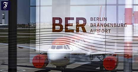 JetSim_Berlin's tweet image. Gute Nachrichten von unserem #Sorgenkind in #Schönefeld. Im Herbst 2020 wird der #BER wohl endlich ans Netz gehen! 🤞😅 
Wir sind leider noch immer geschlossen, fiebern aber auf unser #ReOpening!

Hier geht's zum FAZ-Artikel: m.faz.net/aktuell/wirtsc…

#jetsimberlin #flugsimulation