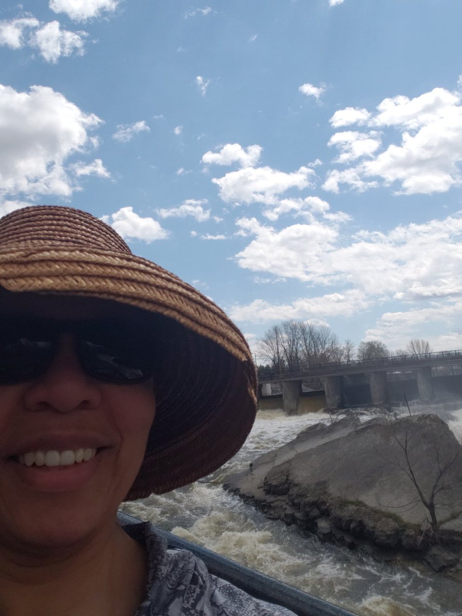 DomeyNorma's tweet photo. Now, during #MentalHealthWeek, more than ever we need to #GetReal about our #MentalHealth !!!
I'm enjoying nature while maintaining social distancing ...
What are YOU DOING for your mental Health ?
#PIPSC #IPFPC https://t.co/jUymXg7Mbw