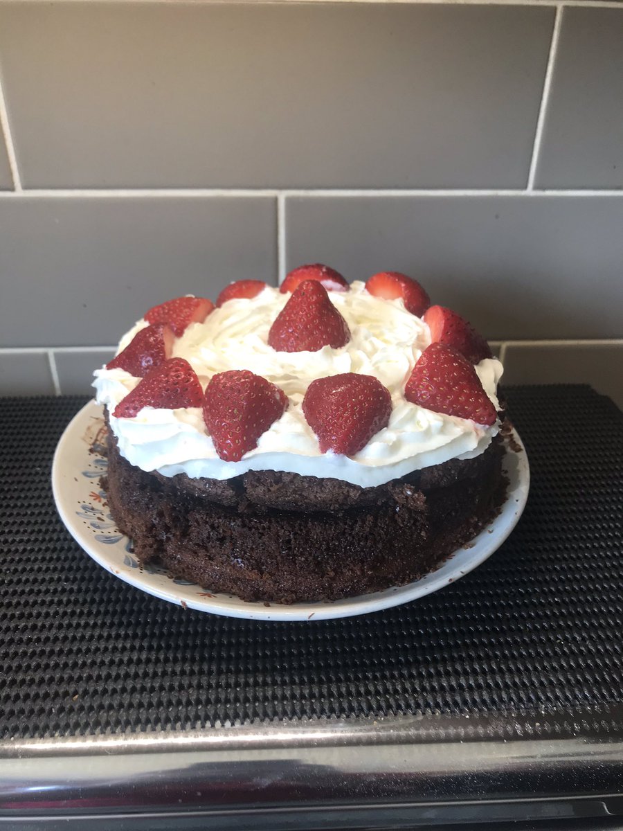 AlisonLGray's tweet photo. @Hadrian_Park Max’s year 6 homework - chocolate cake with strawberries 🍓 https://t.co/DYoUyX0l7O