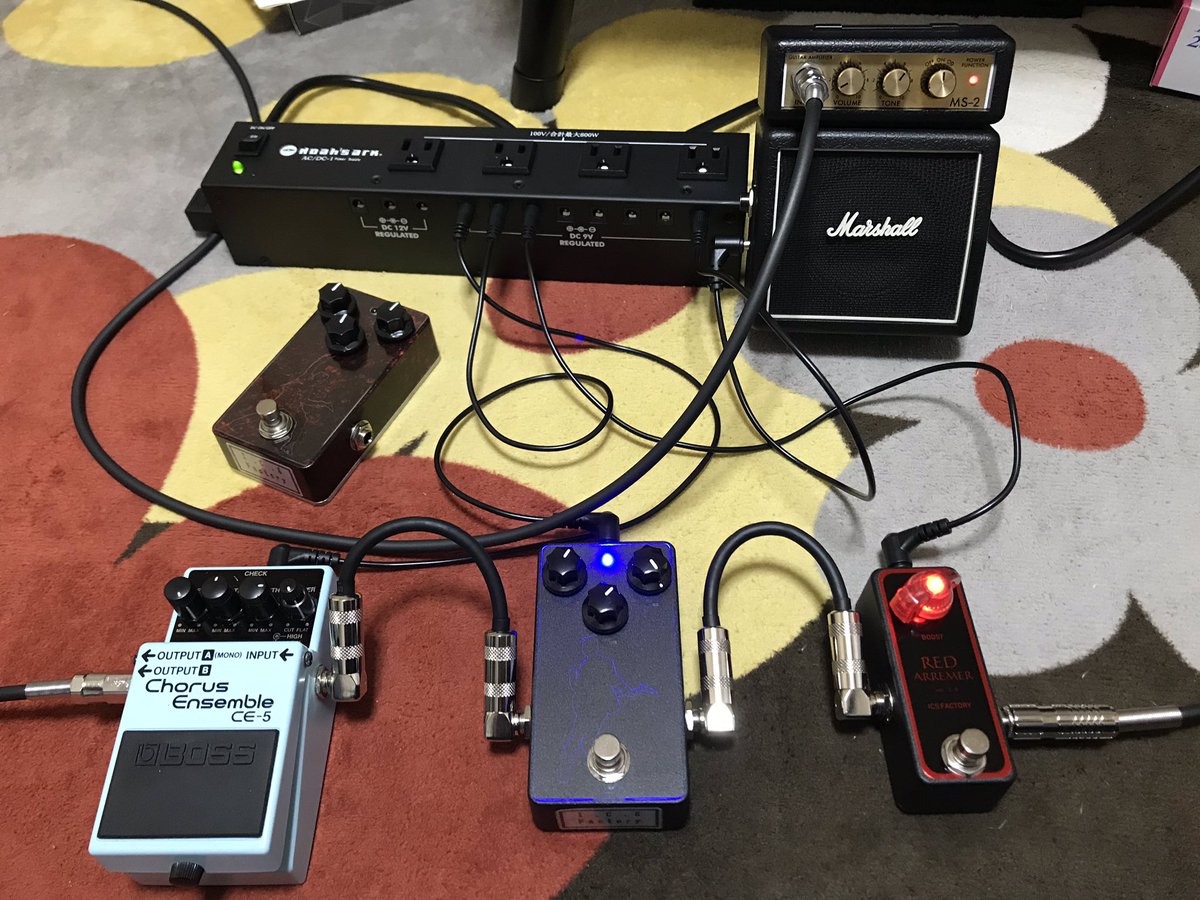 gogodohcvtec's tweet photo. 今日はお気に入りコンパクトでstay home!MINI Marshallで弾くのがミソ!高価なアンプやそれなりのサイズでのアンプで弾く方が殆どだと思いますが、ちゃちゃっとMINIアンプに繋いでもICSFactoryは気持ちいいです*\(^o^)/*
#ICSFactory
#REDARREMER
#GEOMETRYDRIVE
#B.DRIVE
#CE-5
#Marshall https://t.co/2SQKwUiVxz