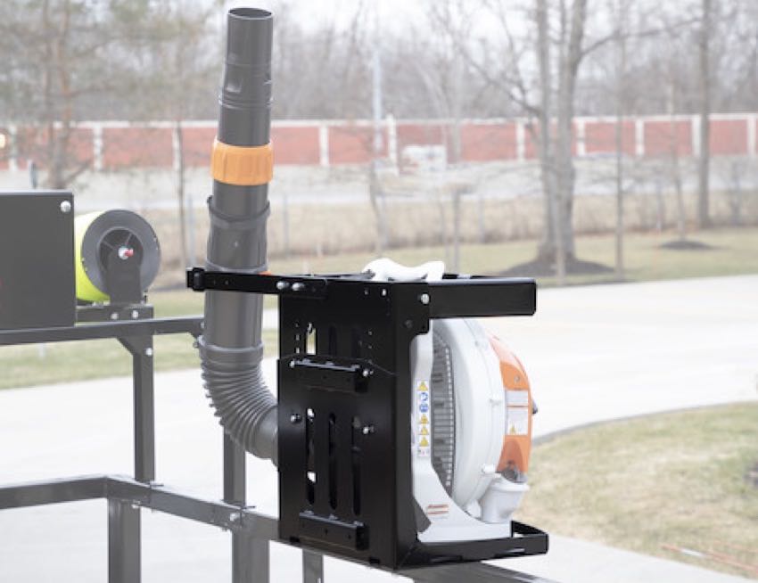 OpeReviews's tweet photo. BPC now has a Universal Backpack Blower Rack that secures any make or model #blower to any open or enclosed style #trailer when it's not in use. 

#Backpackblower #landscaping #lawncare #opebpc20 https://t.co/G3wXHOaRcv https://t.co/ek3UWCBYL6