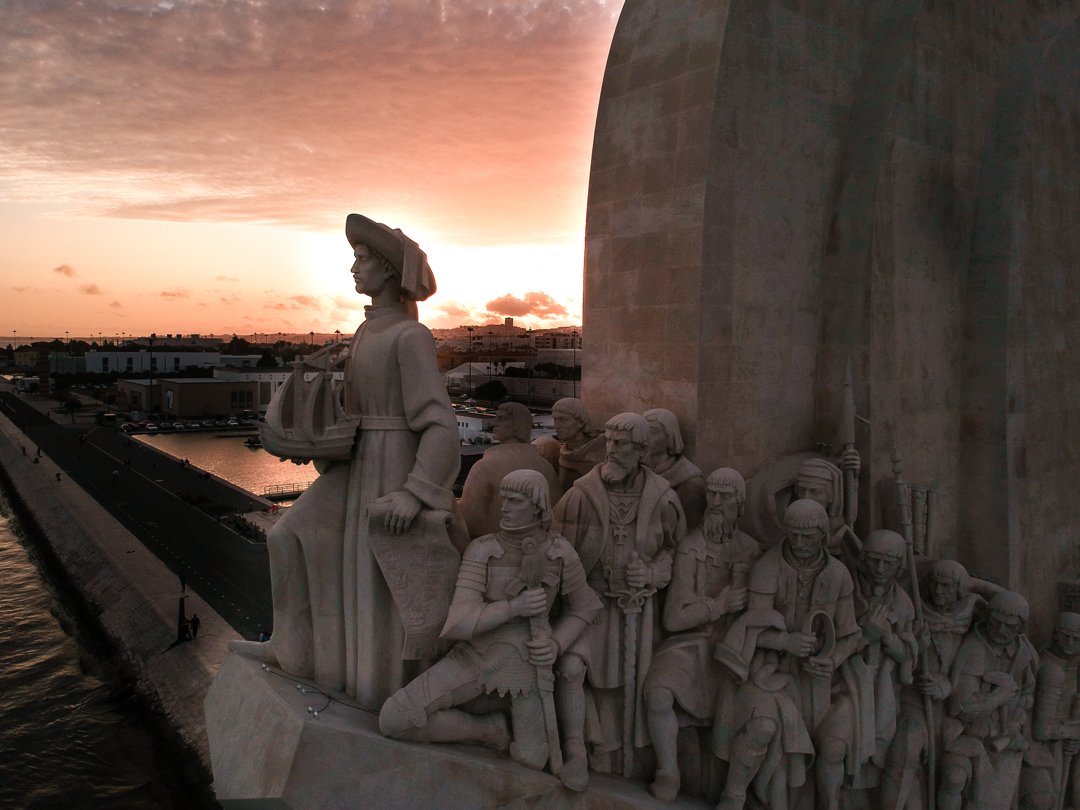 visit_lisboa's tweet photo. Prince Henry the Navigator was the main initiator of what would be known as the Age of Discovery. For this he's also the main figure in the Monument of the Discoveries.

#StaySafe 
📍 Padrão dos Descobrimentos⁣
📷 msousinha_photography https://t.co/QMx0xxTi5m