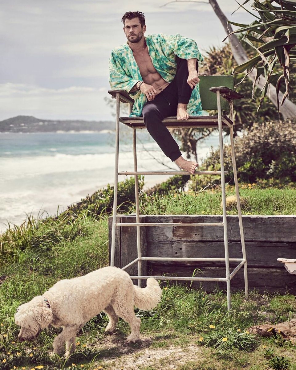filmguy619's tweet image. Blessing your timeline with these photos of Chris Hemsworth in GQ Australia with his dog.