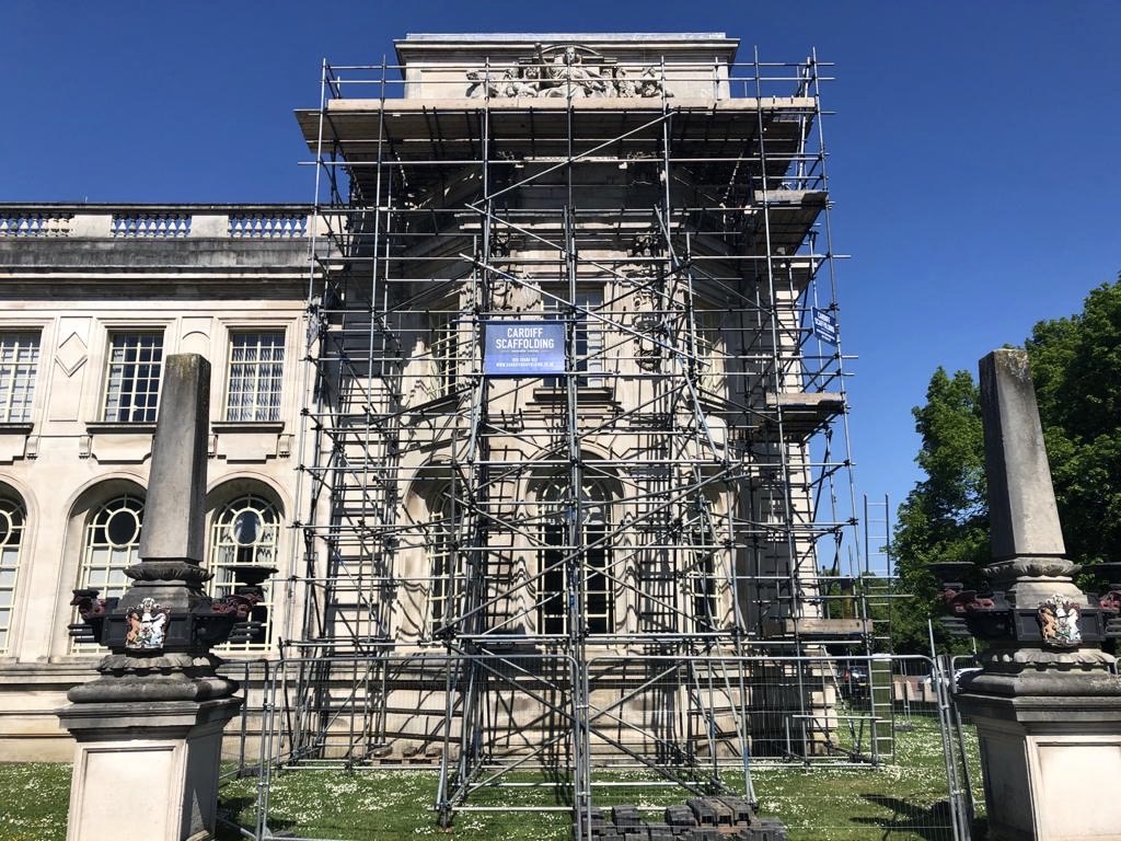 Emergency access scaffold recently completed at Cardiff Crown Courts.
#PublicSector #CardiffCrownCourts #Cardiff #Scaffolding #Wales #WorkingSafely