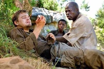 他人事ではないアフリカ内戦の闇 ブラッド ダイヤモンドのストーリーと名シーンをネタバレ動画で完全解説 ミツカル