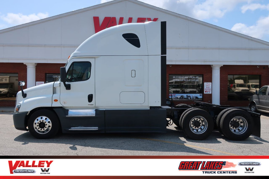 Valleyftl's tweet photo. Used 2015 Freightliner Cascadia Evolution, DD15 Engine, Ultra shift Eaton Fuller AMT, 450 HP, Park smart APU. #freightliner #cascadia #usedtruck #detroitdiesel #Daimler #valleytruckcenters

https://t.co/sHnb5QnDnh

$36,900

Call 216-267-4800 https://t.co/8VfhaJBVzg