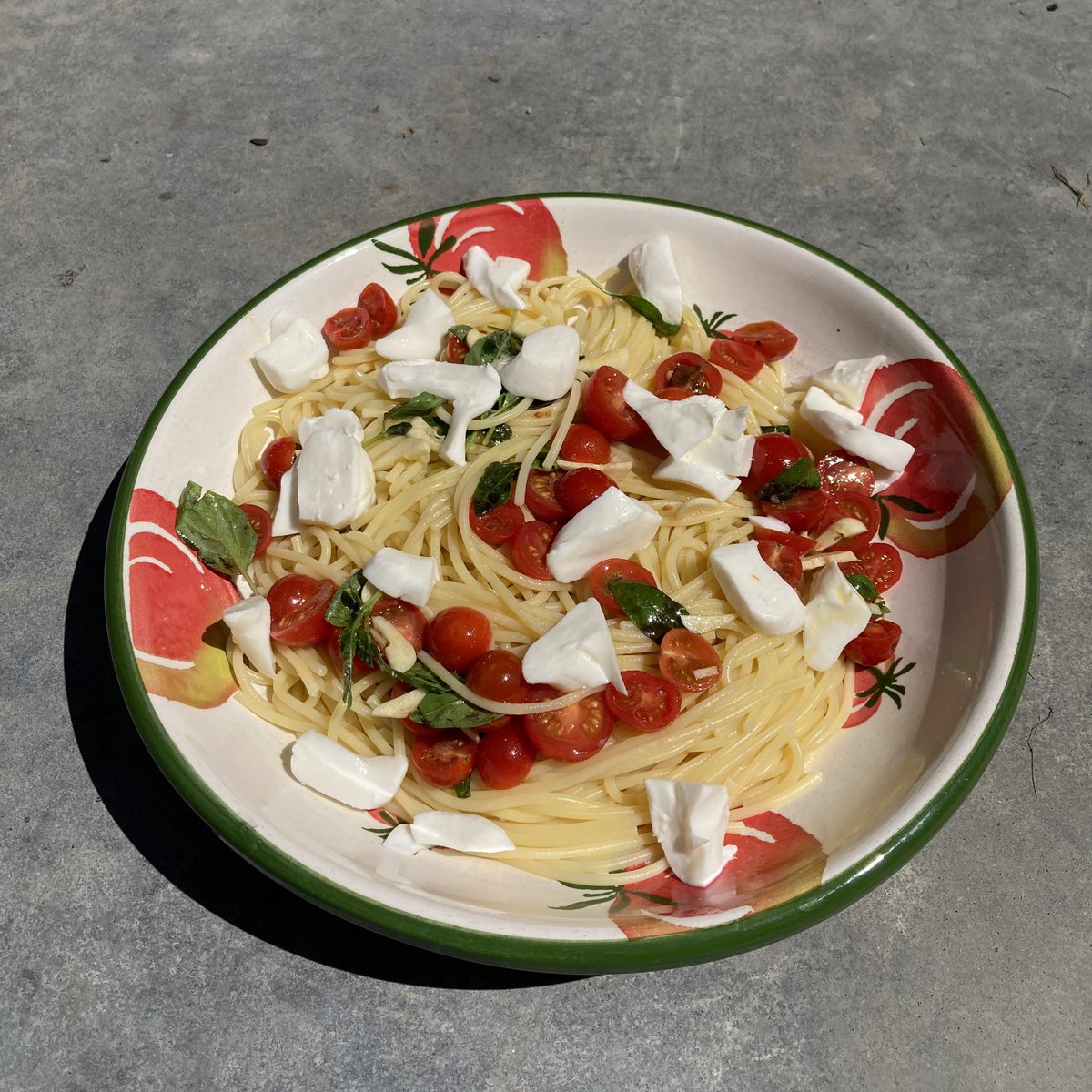 PaulEtSonMonde's tweet photo. #TonyDanza #DailyPasta #Crudaiola
Les premières de l’année 🔥🔥🔥 https://t.co/jS53Hqzmf1