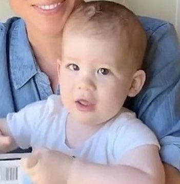 View image on Twitter