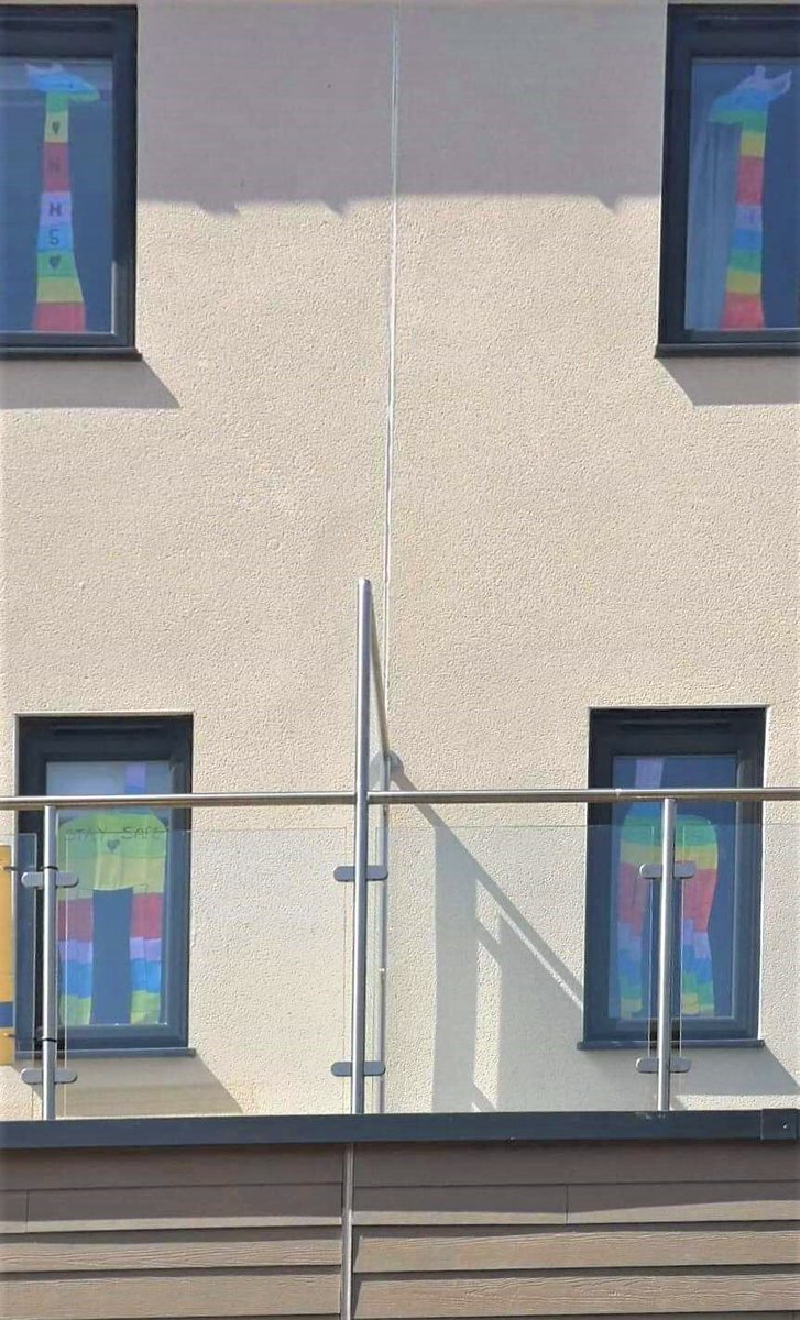 Sunshine and rainbow giraffes make #workingfromhome much brighter! @EHoldham <a href="/NicolaRatcliff9/">Nicola Ratcliffe</a>