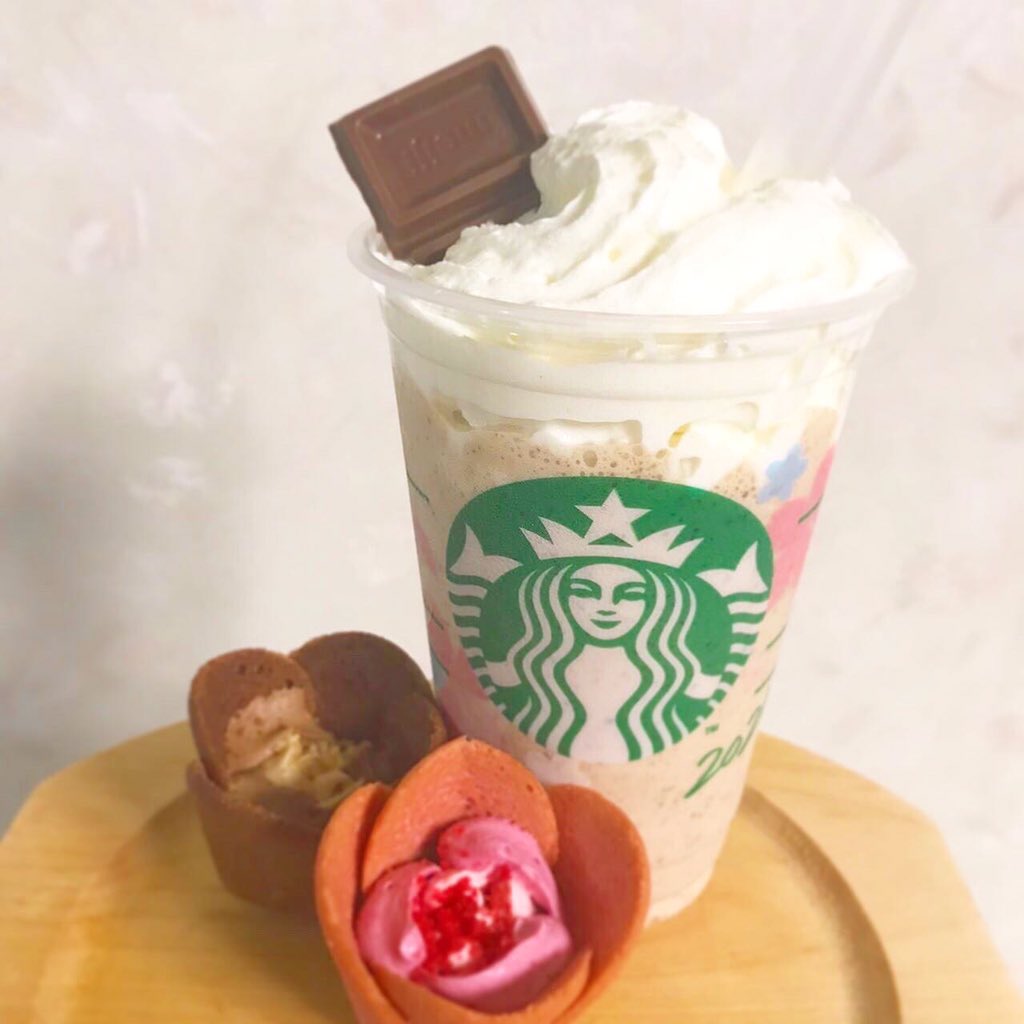Econeco スタバ好きの長女がスタバが恋しいあまり自作したフラペチーノですが パピコやのに再現度高いから驚き 材料は5人前でミキサーかけるだけ これぞ おうちカフェ だろうか