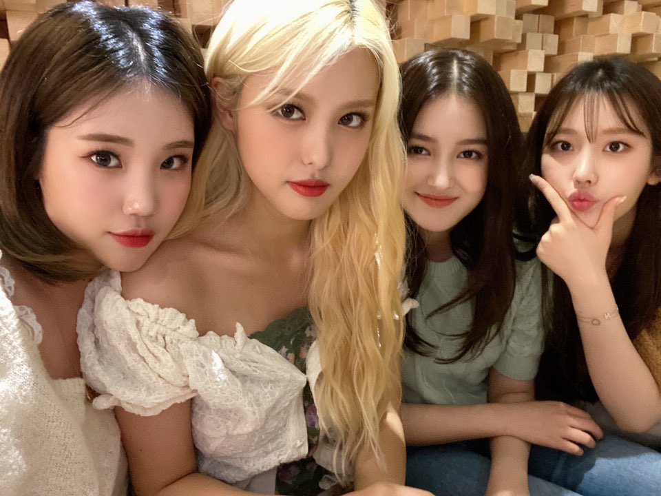 núria misses sunmi ?! on Twitter: "@MMLD_Official prettiest girlies &a...
