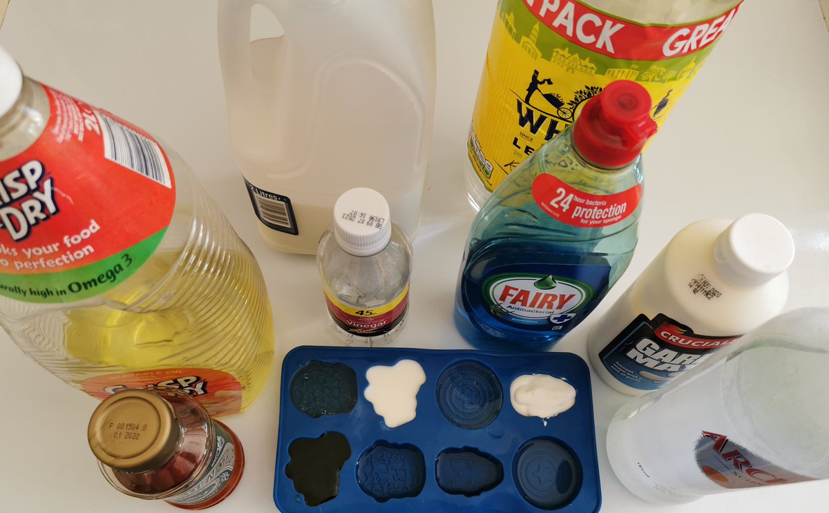 SammySmall's tweet photo. @FallingsParkPri We did ice eggs and egg shaped jelly. We couldn't get the jelly out of the mould without breaking it, so froze it and even though it had a different texture, it tasted nice. This got us thinking about freezing other liquids... Results to follow. 😁 #FPScienceWeek https://t.co/EyyGCQ8jX7