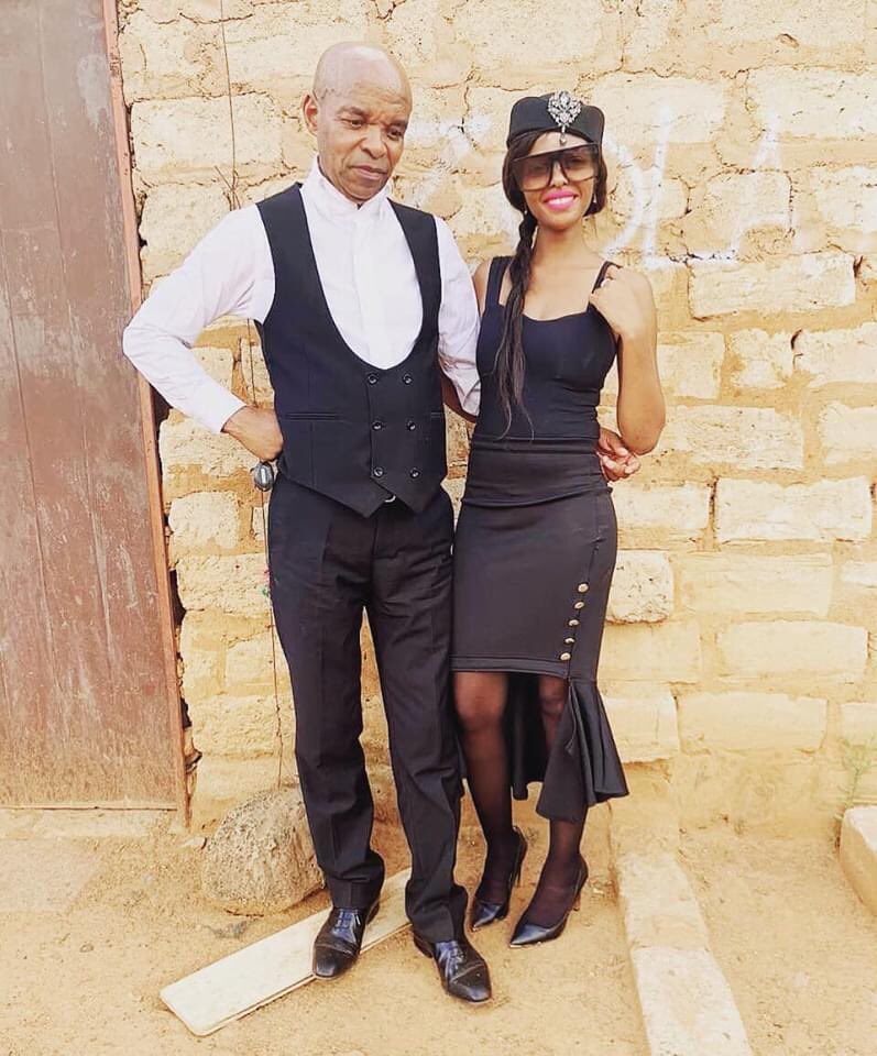 KatsaitisTebogo's tweet photo. Happy birthday to our daddy βJames bond βπππ#Tlou #Mafole @mapulamafole https://t.co/3wBa7CSl3K