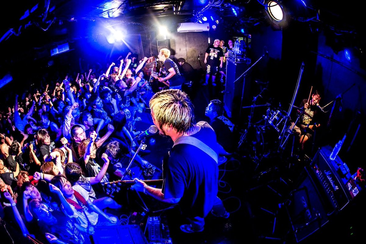 NAO_MUSIC_ZUSHI's tweet photo. 【PLAYBACK F.A.D】
2018年8月4日 横浜F.A.D
NAO MUSIC presents
Make a freedom!!

トリ
STOMPIN' BIRD
(@StompinBirdxxx)

Photo by @ttetteteru

#makeafreedom
#FAD横浜
#STOMPINBIRD https://t.co/8gVHMvEYT8