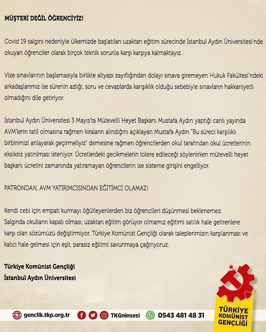 TKGninsesi's tweet photo. Türkiye komünist Gençliği İstanbul Aydın Üniversitesi öğrencileri 'Müşteri Değil Öğrenciyiz' diyor! https://t.co/RQRRI9Rr8p