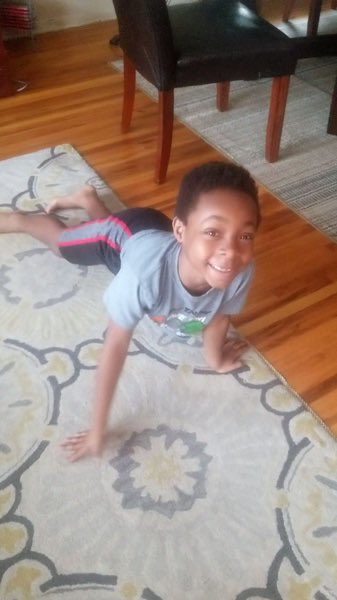 MrsGershowitz's tweet photo. Virtual PE week...strength training doing ABC pushups! Great job Braylon! ⁦@WheelerAvenue⁩ https://t.co/0wPpsxAb5t