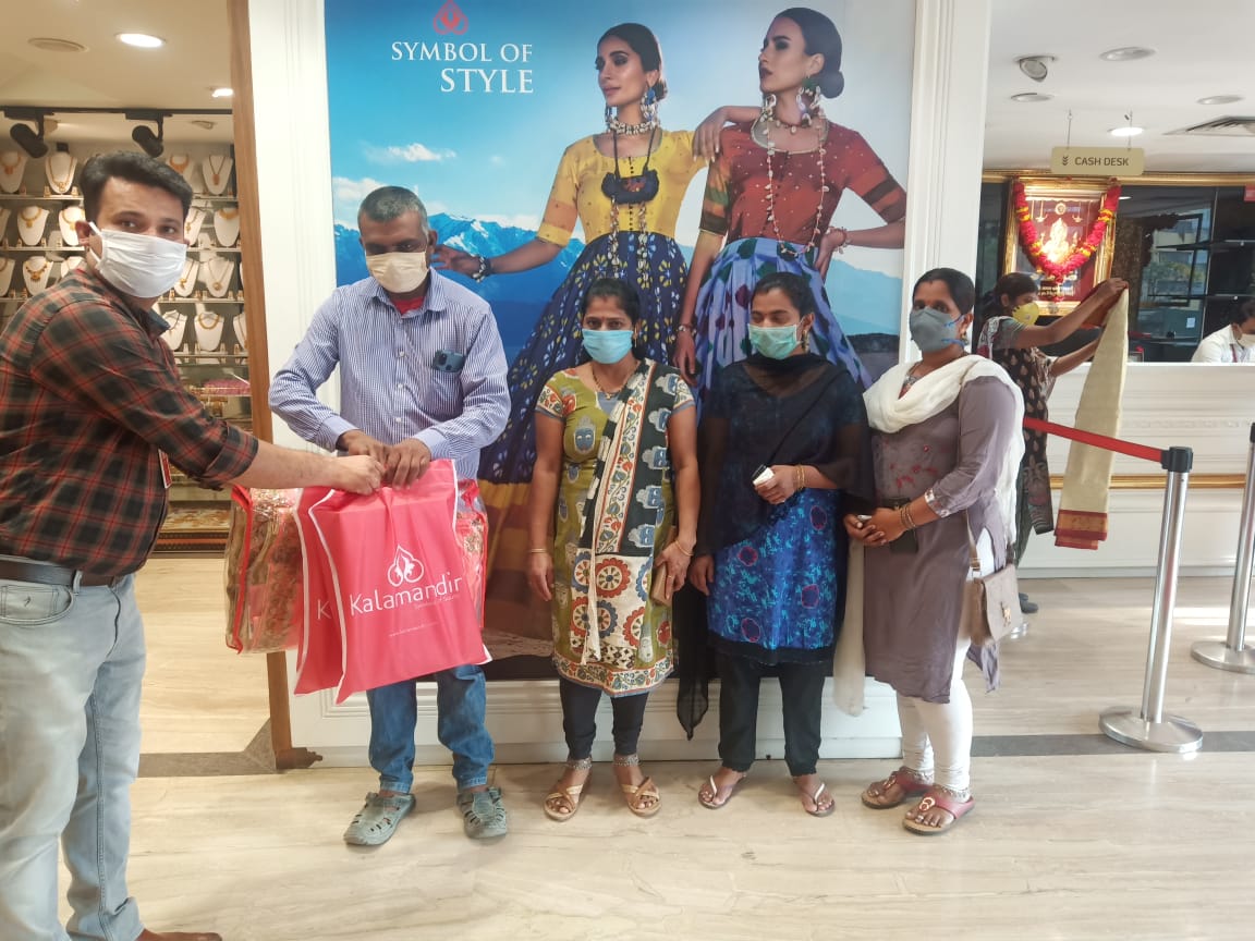 kalamandir's tweet photo. Safe and comfortable shopping guaranteed Stores are promptly disinfected every single day following all the preventing measures and social distancing protocols of Covid-19. Shopping timings 9 am to 6 pm at Bangalore 

Marathahalli: 091489 46060
Chickpet:: 091486 16060 https://t.co/3vPJtYuPnD