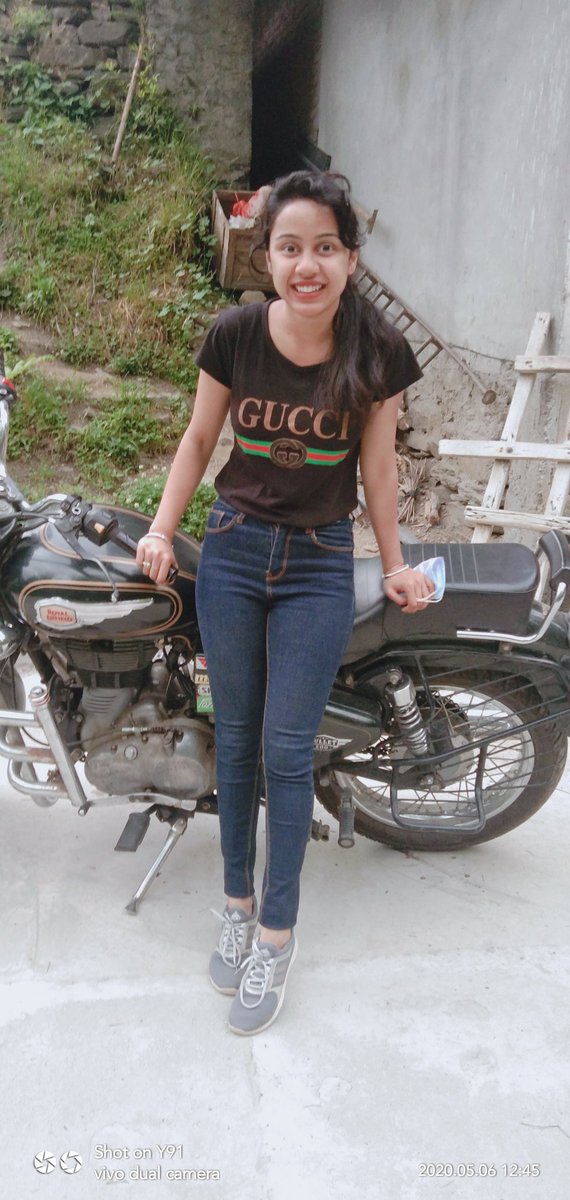 acoustic__reet's tweet photo. . “If you treat me like a queen, I’ll treat you like a king. If you treat me like a game, I’ll show you exactly how it’s played.”😎😎😎😎
#gamer #player #rider #Girl #me https://t.co/eSdzOAmqgv https://t.co/OnMOxuT6gh