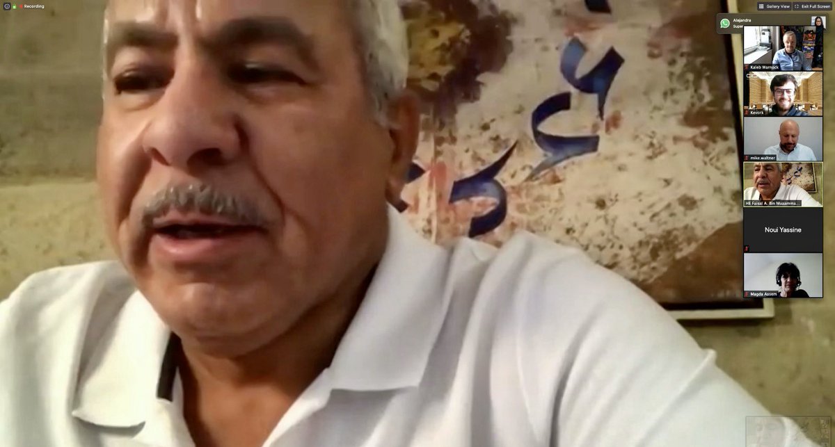 MuaammarFaisal's tweet photo. Pleased to virtually meet today with #KAICIIDFellows from around the world who are working hard to promote #dialogue and build #peace in their communities despite the current crisis. https://t.co/yvyRRJpVUD
