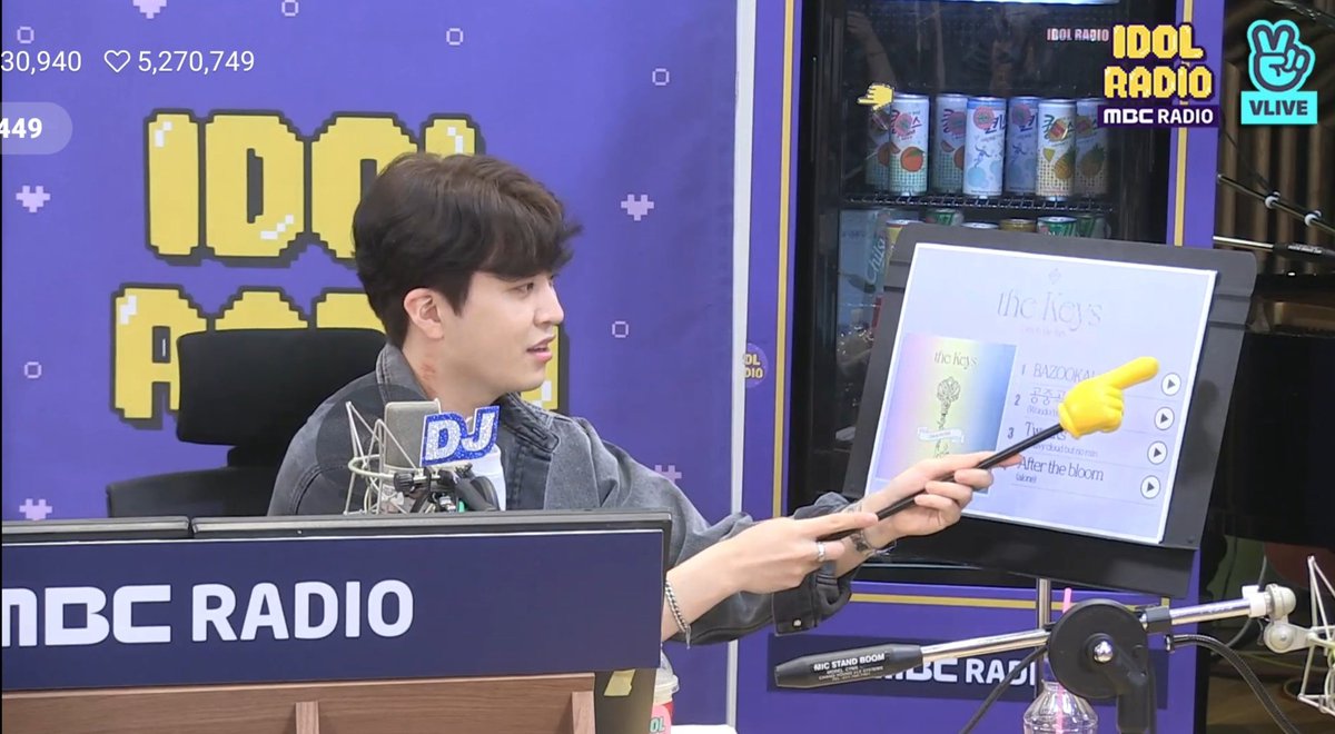 naTtpatT1's tweet photo. คอหนูไปโดนอะไรมาาาาาาาาา
เป็นห่วงนะเนี่ย 💚🌙
#Youngjae #YoungK
#2Young #IDOLRADIO #2DJ https://t.co/toPQ13ZTnc