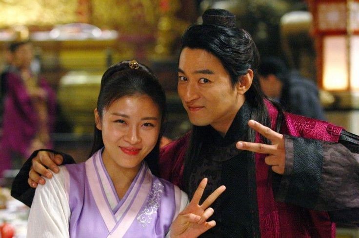 Day 12 - It's not usually heartbreaking when the second male leads don't get the girl (after all, they are second male leads) but that's not the case for these second male leads from these dramas:  #AutumnInMyHeart #MrSunshine #EmpressKi (I was rooting for Wang Yoo )