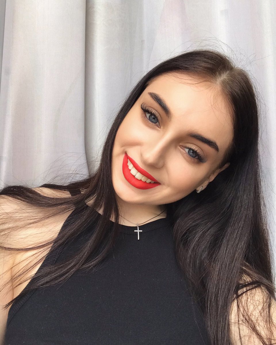 💋