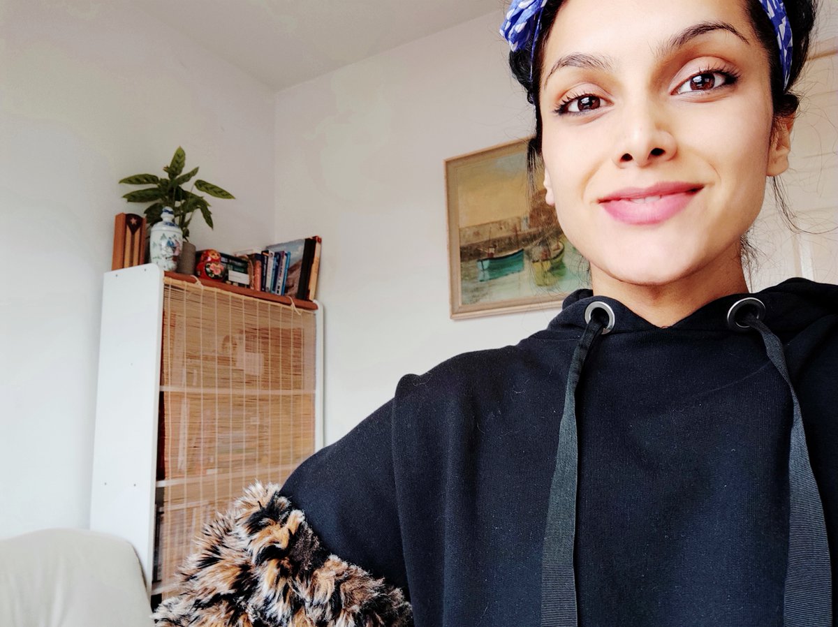 HFGiving's tweet photo. "As usual, it's fruits and vegetables keeping me going. I've just received a box of Costa Rican young green coconuts." @StoryShikari
.
See Savraj's full story at https://t.co/70bIAgftDI. And submit yours for @LBHFLibraries historical archives too!
.
#humanshf #unitedhf #rawvegan https://t.co/CA3L7TbedP