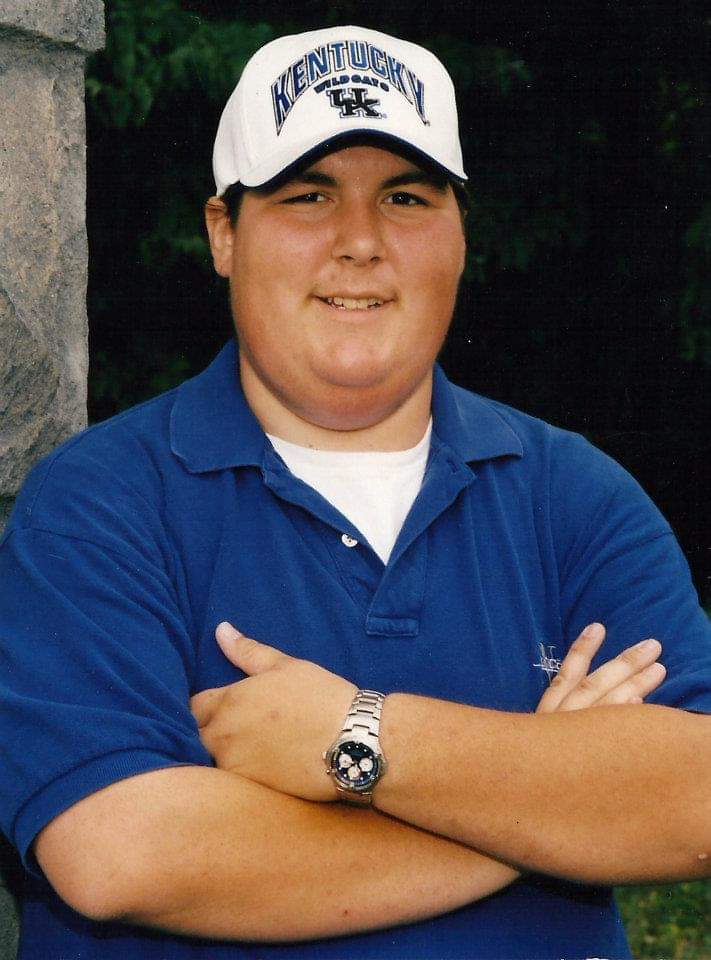 EricaCombsWDRB's tweet image. In honor of this year's graduating seniors here are a few pics from my senior year. #ClassOf2004 #HonoringGraduatingSeniors #WebsterCountyTrojans