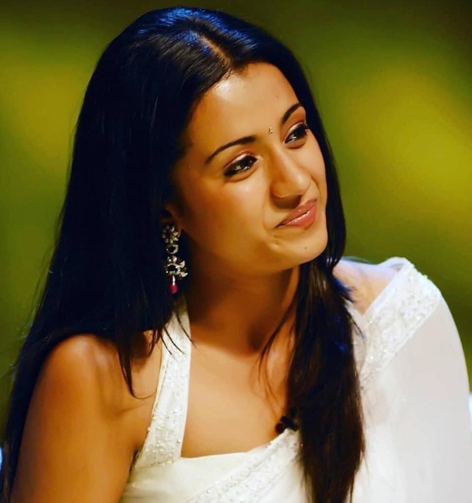 EXVkUSqUYAAjHJy?format=jpg&name=medium