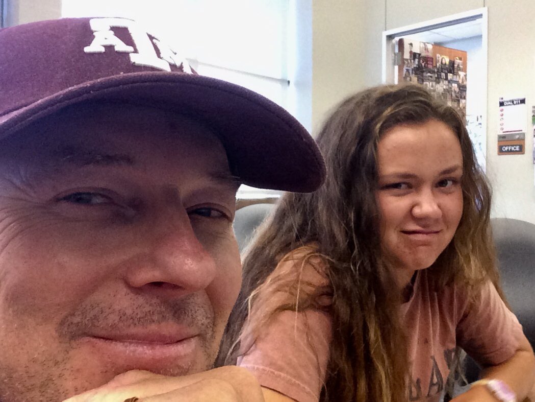 pushthatrock's tweet photo. Happy B-Day @RileyP02! Have a Hall-of-Fame kind of Day, QB1! #MathGirlsClub #Rice4Life https://t.co/pKv8FCpVWb