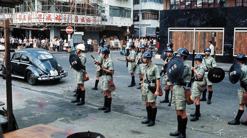 Old Macau Archives على تويتر Hongkong 六七暴動從1967年5月6日開始 至同年12月基本結束 受到中國大陸文化大革命思潮及澳門一二 三騷亂 Motim 1 2 3 1966年12月3日發生 影響的香港親共人士對抗香港政府的暴動