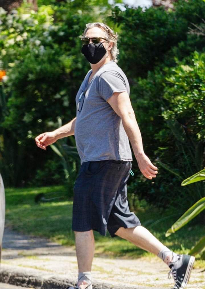 JustJoaquin74's tweet photo. New pics. May 5th 2020 in Los Angeles #JoaquinPhoenix https://t.co/RqxoXhOThW