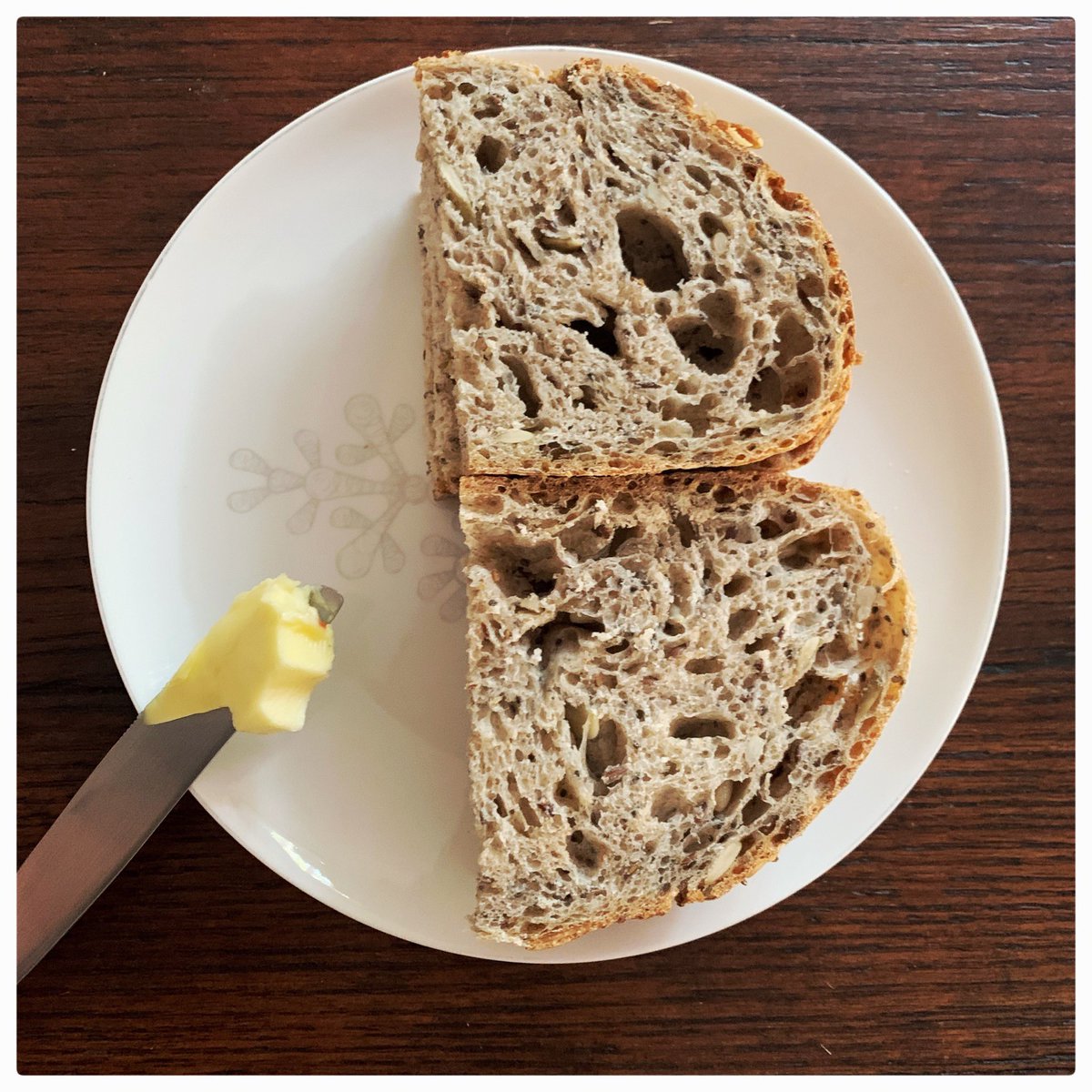 HacklPanaderos's tweet photo. good morning healthy #sourdough #panintegral #granos #panesvida #levaduranatural #hechoamano #panartesanal #multigrano https://t.co/bN0PUjdxVp