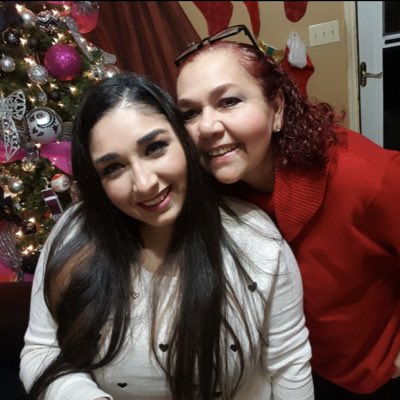 Claudia10i's tweet photo. #NewProfilePic https://t.co/VcNwnlUA1H