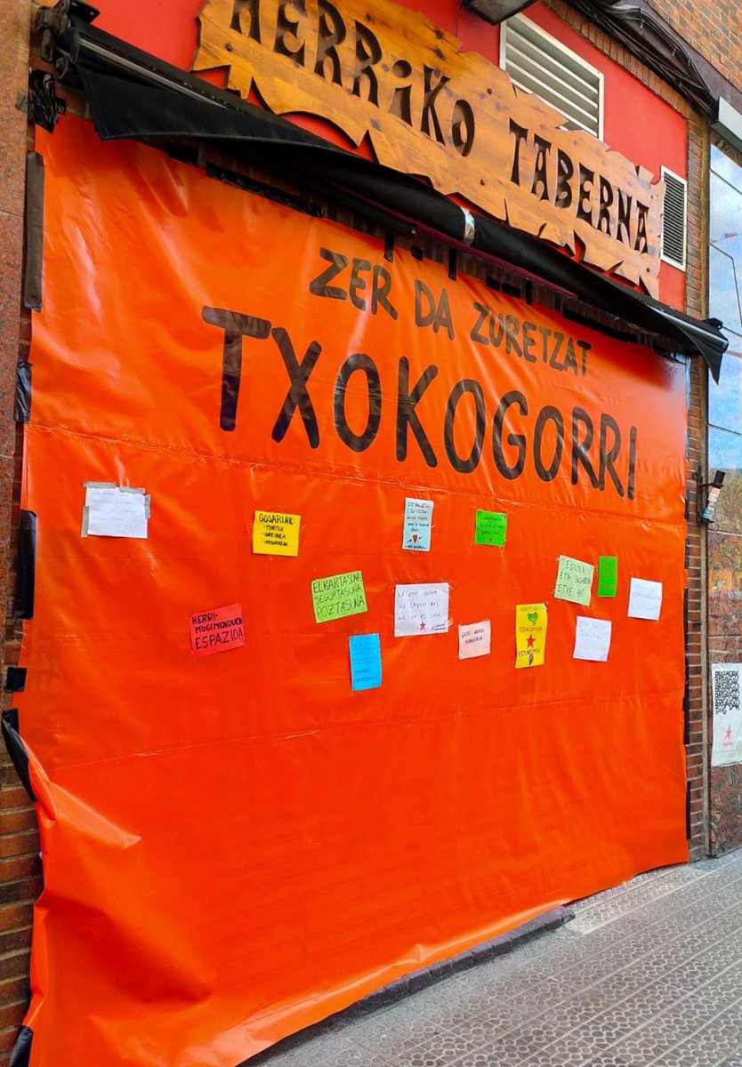 🗣Txokogorri ez da taberna hutsa,      Txokogorrik Amurrio egin du.

👣Jarrai dezagun pareta sentsasioz, esanahiz, emozioz... betetzen! 

🗒 Har ezazu orri bat 
✍🏽 Zure mezua idatzi
📌 Itsatsi panelean!

🗓 Maiatzaren 10a baino lehen!
#HerrikoakHerriarenak
#TxokogorriAmurriorena
