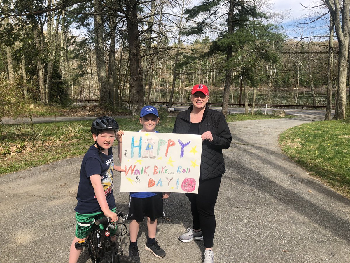 Dhansonnv's tweet photo. Happy Massachusetts Walk, Bike, and Roll Day! @SafeRoutes_MA #virtualwalkma #StaySafeStayHealthy https://t.co/ZXsDfCRnyP