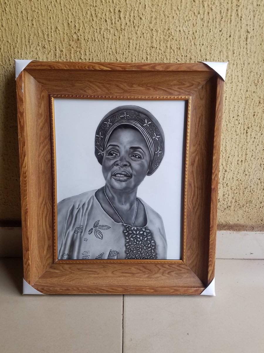 Chukwudi_I_Arts's tweet photo. And we are still taking orders ooooo. 
The birthday of that special someone in your life is coming ooo
Let us help you surprise that person.
Art is life..✌🏼
Start -----------Finish..
#art #portrait_drawing #commissioned_work #graphite #charcoal #artist #chukwudiifeanyichukwu https://t.co/cE0Gqa8WUq