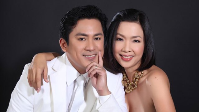hecklerforever8's tweet photo. ‘Yong anak na mismo ang nagpayo sa kanyang mga magulang na infected ng Duterte veerus! https://t.co/WdEaaVfhSo