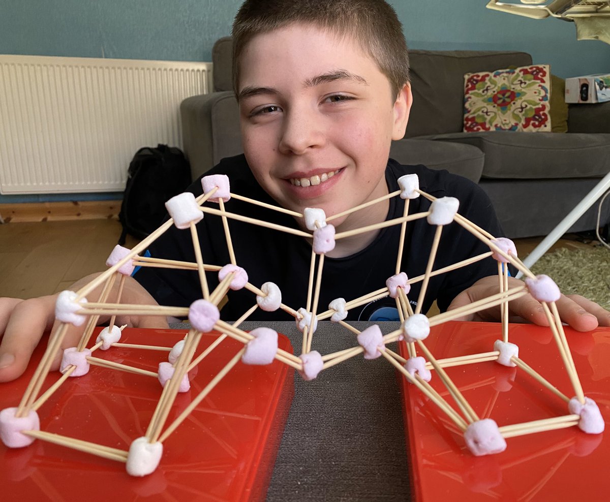 LeighAnneKerr's tweet photo. @Mrs_Paddon J’s STEM marshmallow building activity - from spider to bridge 💙 https://t.co/YgN1YkTs9I