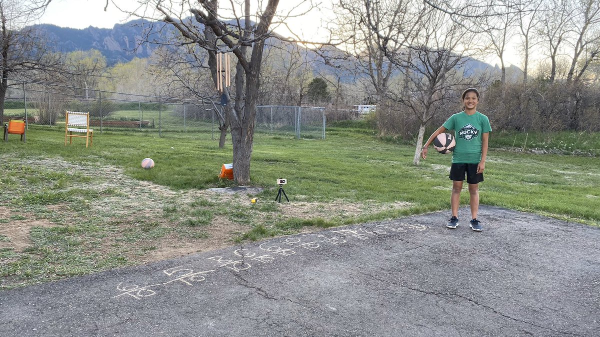 jillianweiss's tweet image. Savannah is working hard to get her free throw % up. Shooting 100 free throws at a time. Hanging around the 72% range, she is trying to get it to consistently fall somewhere in the 80th percentile. #basketball #womensbasketball #freethrows #practice #progressnotperfection