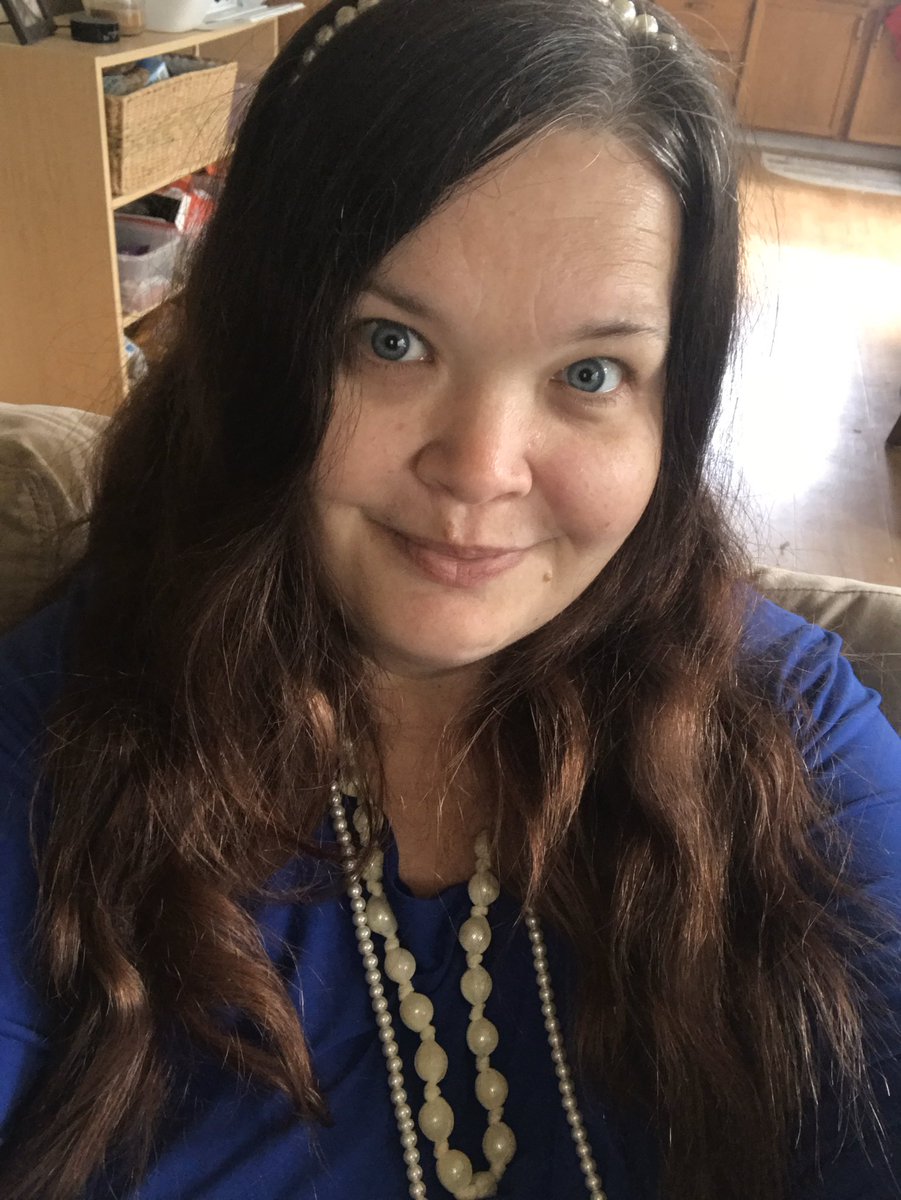 TeamMossRBE's tweet image. All done up &amp;amp; fancy for #CPSspiritweek! @cpsspiritweek #RBEatHome