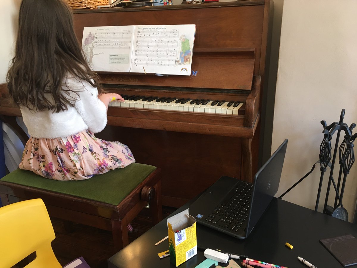 MuireannNiR's tweet photo. Day 55 Mamó teaching piano via Skype! (Laptop on the table!) #KeepingKidsEntertained https://t.co/jwBGDfAfx0